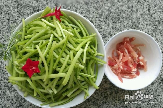 简单易学的炒番薯藤的家常做法