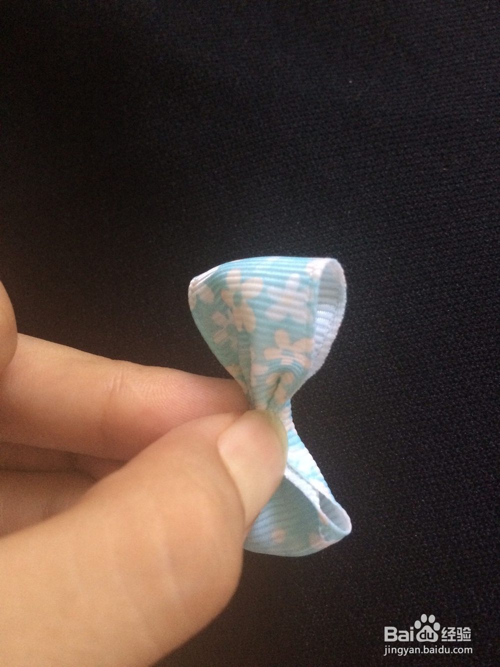 如何将旧发夹翻新