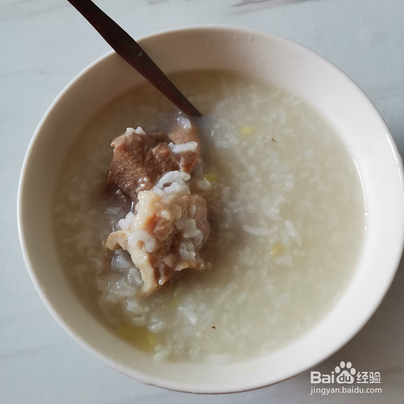 咸骨粥的简单做法