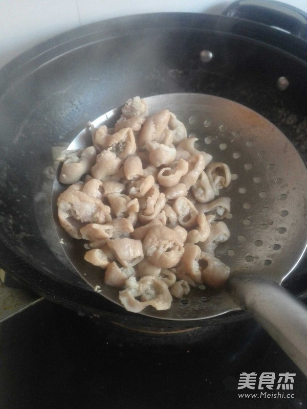 炒肥肠的家常做法