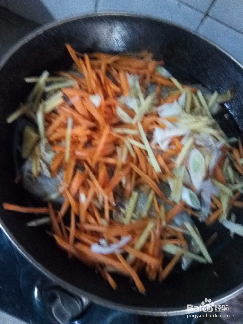 家常菜红焖靖鱼