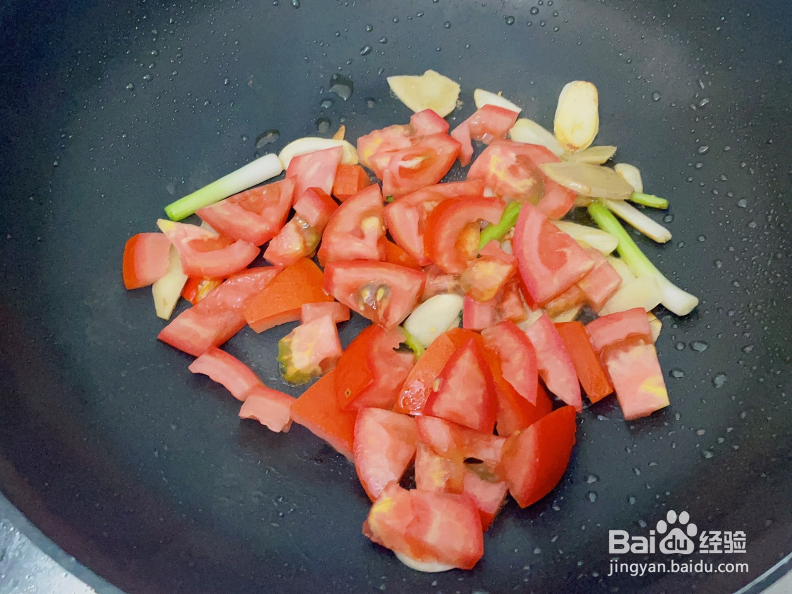 酸笋鸡腿煲怎么做