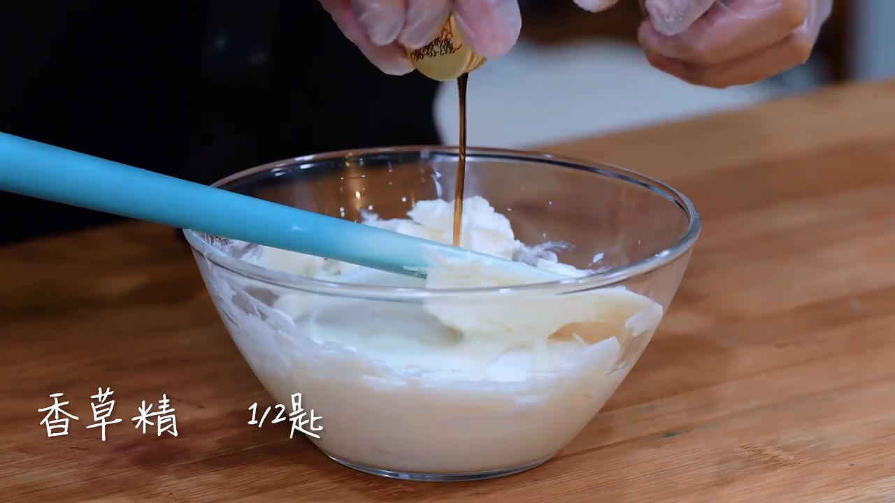 怎样做红丝绒漩涡蛋糕