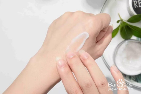 过期护手霜先别丢 教你过期护手霜怎样变废为宝
