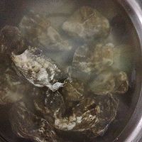 分享蒜香百味传奇烤海蛎子的做法步骤