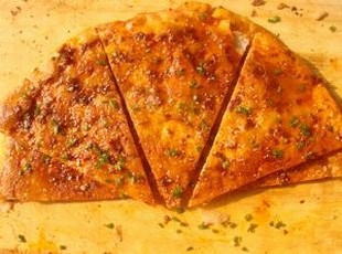 土家酱香饼是如何制作的