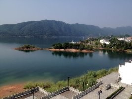 放假出去玩，去哪好呢？