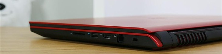 屏幕更大性能更强 戴尔游匣15P-2548B评测