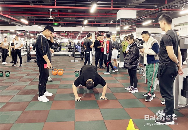 北京健身教练培训学费是多少？都包括什么费用