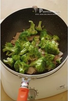 排毒防癌沪式甜酱西兰花的做法