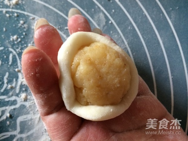 奶黄冰皮月饼