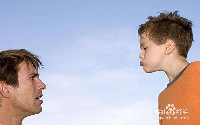 父亲的哪些行为对孩子的伤害最大