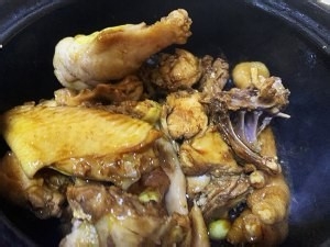 怎么做酱香黄焖鸡