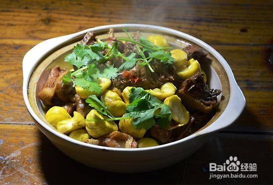 板栗红烧鸡的制作方法