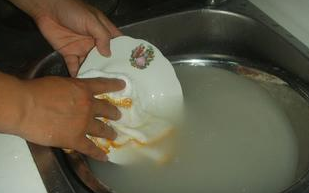 淘米水还能用来做更有用的事情！