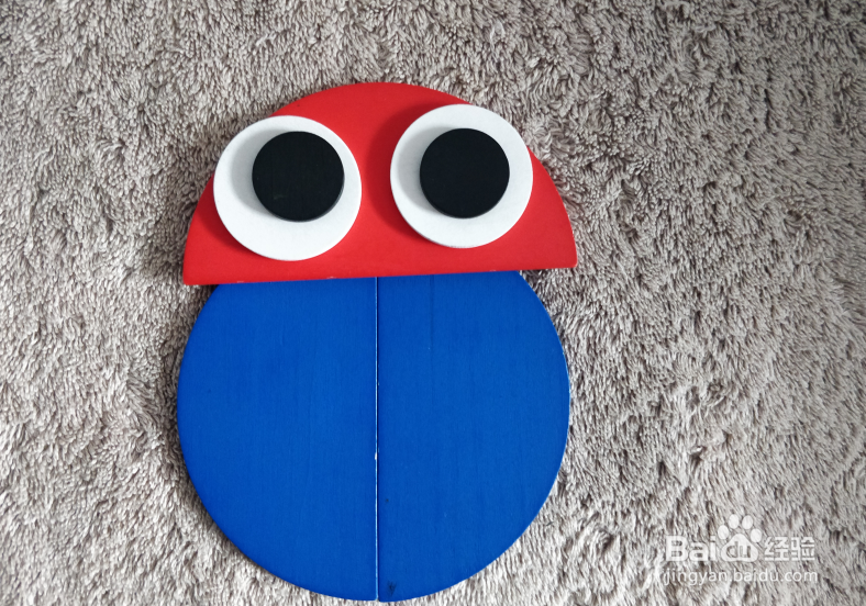 含一个三角形的雏鹰用蒙氏积木怎样拼？