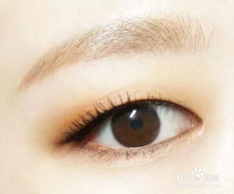 短发女生怎么化妆？