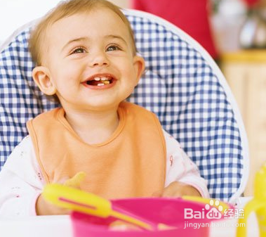 带宝宝出门给孩子准备什么吃的？