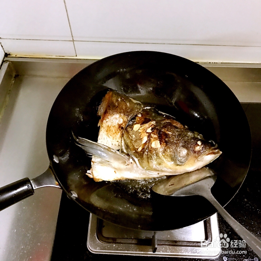 老厨师教你做鱼头豆腐汤
