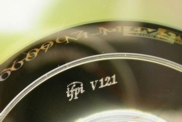 如何鉴别正版唱片