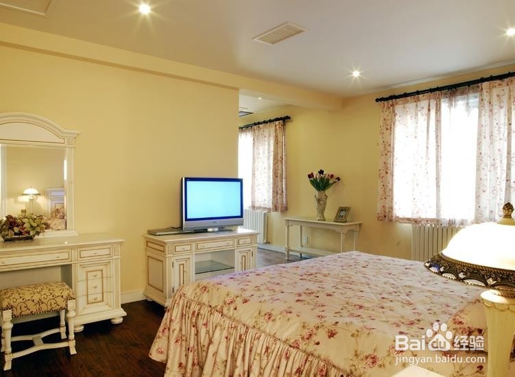 如何让卧室翻出新意？