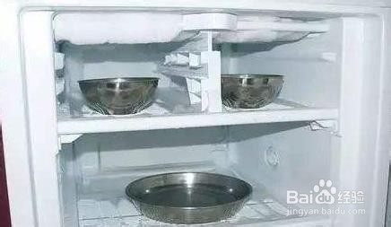 冰箱快速除冰小窍门