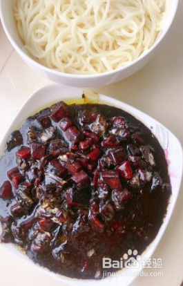 做韩式炸酱面的步骤