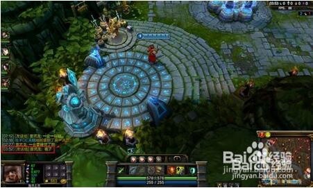 英雄联盟在游戏中怎么跟好友聊天?