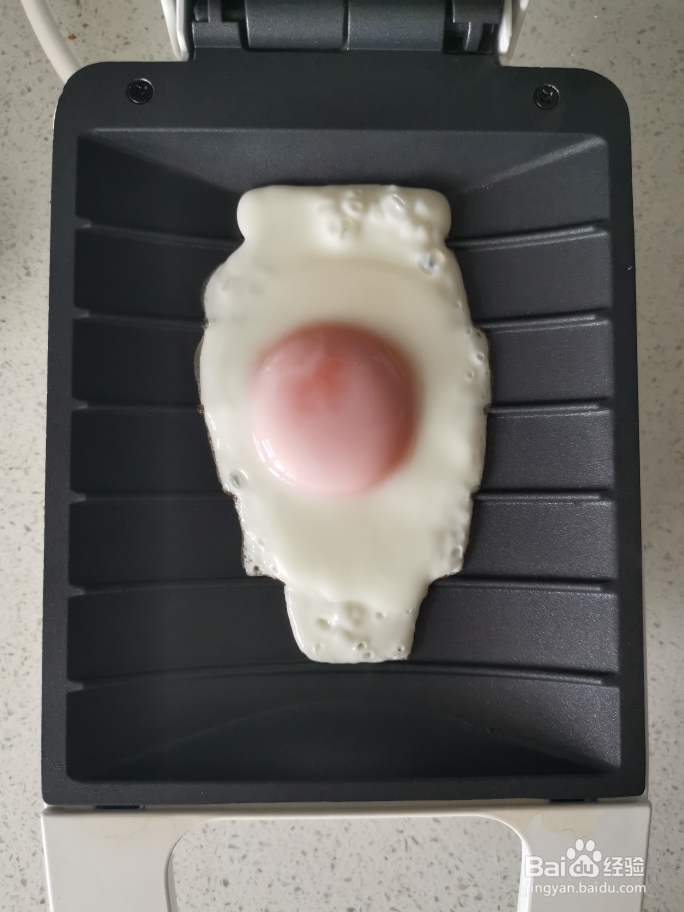 戒掉外卖的肥牛芝士蛋三明治