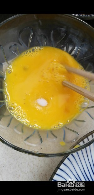 食补养生番茄鸡蛋年糕汤的做法