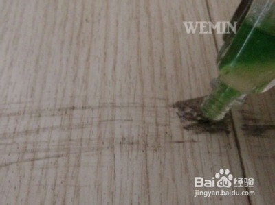 胶布、贴纸等撕下后的残留粘胶垢怎样快速清除