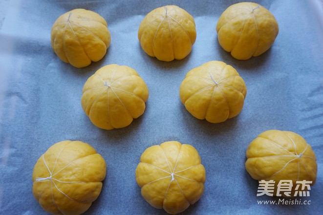南瓜餐包的做法