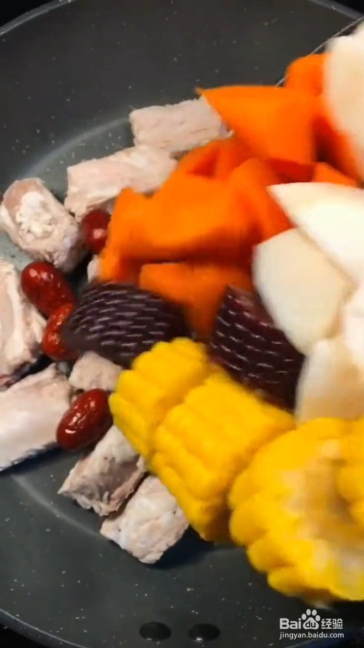 如何制作营养好喝的排骨汤