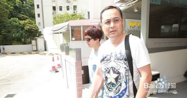 杨幂当妈不称职爸爸上节目为女儿辩护