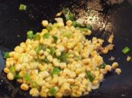 玉米青椒鸡蛋的做法