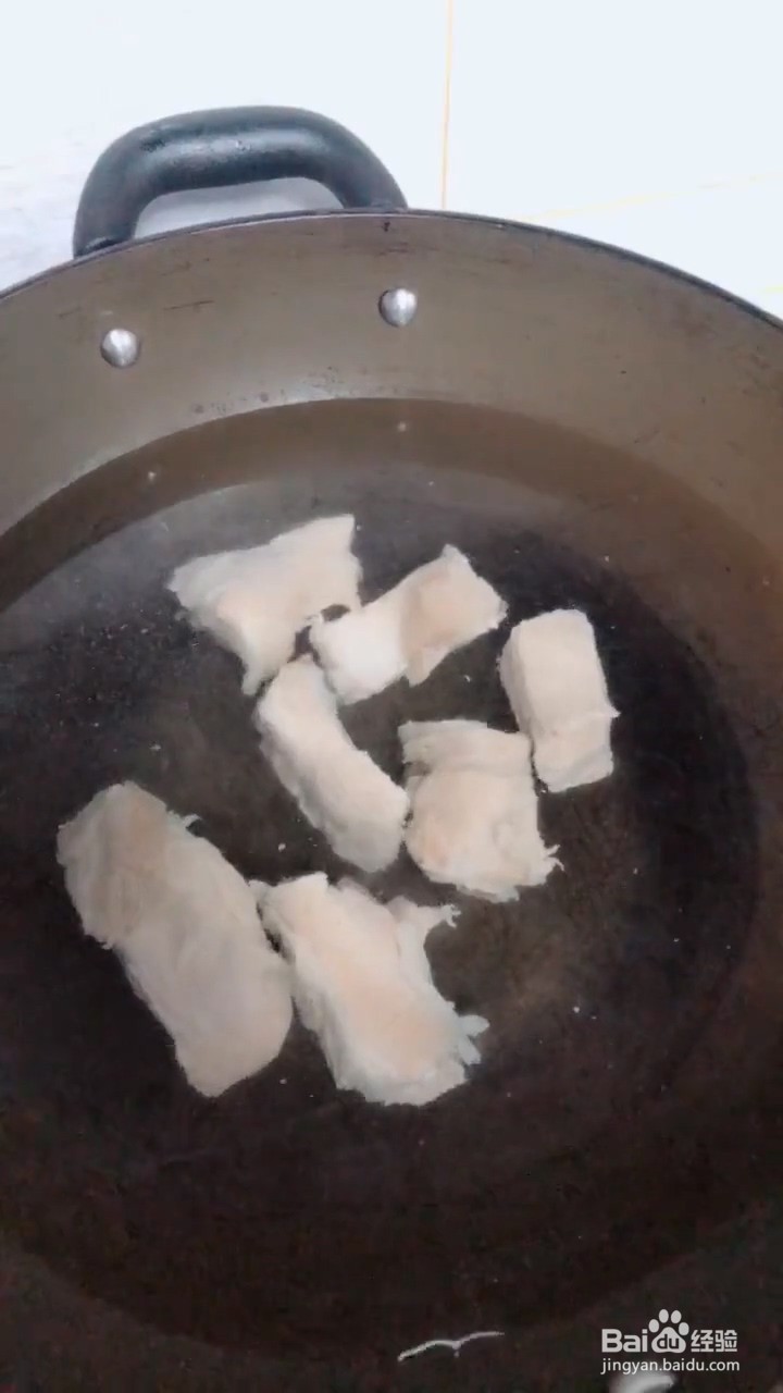 如何自制简单好喝的莲藕排骨汤