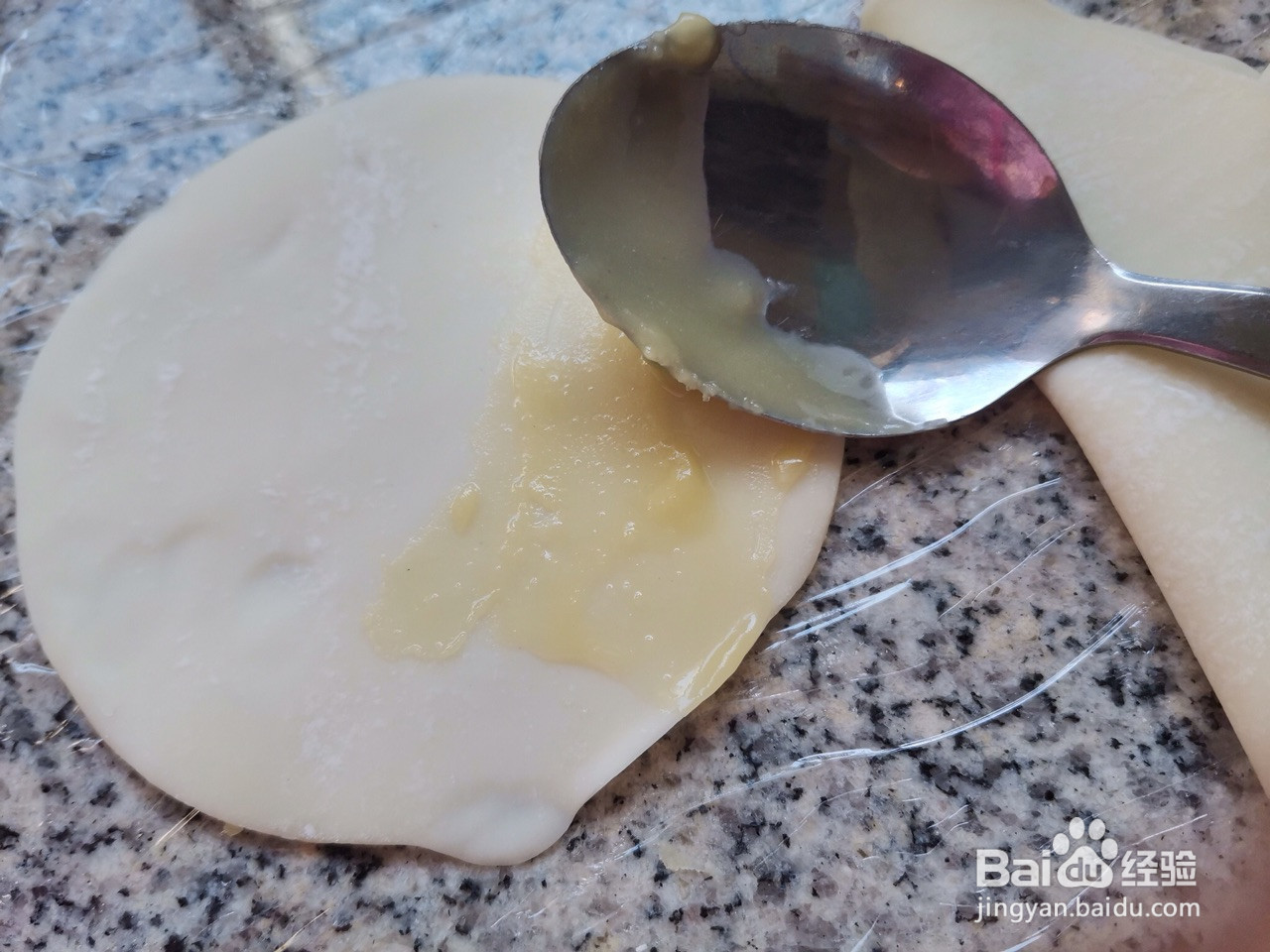 千层葱油饼的做法