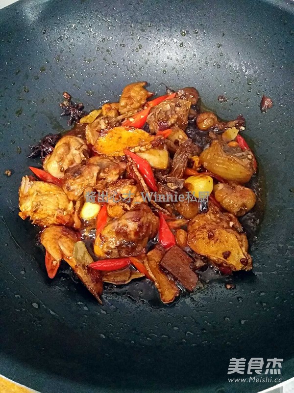 红油烧土鸡的做法