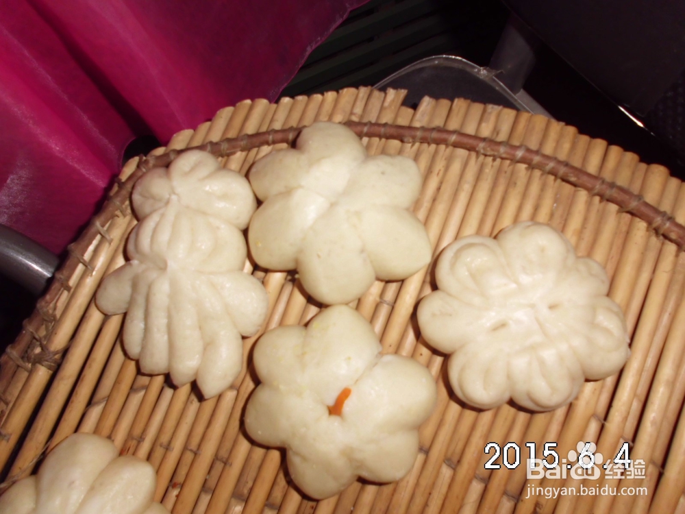 简单易学的银白菊花馒头做法