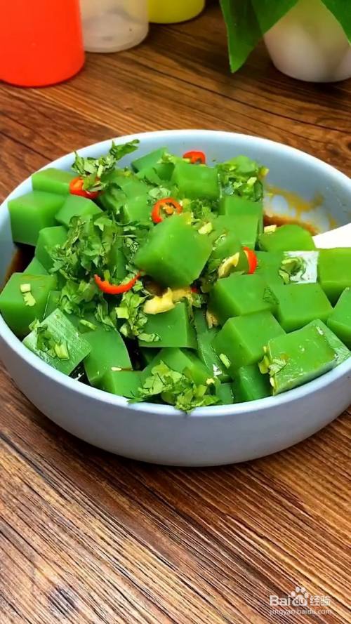 如何制作东北蔬菜凉粉?