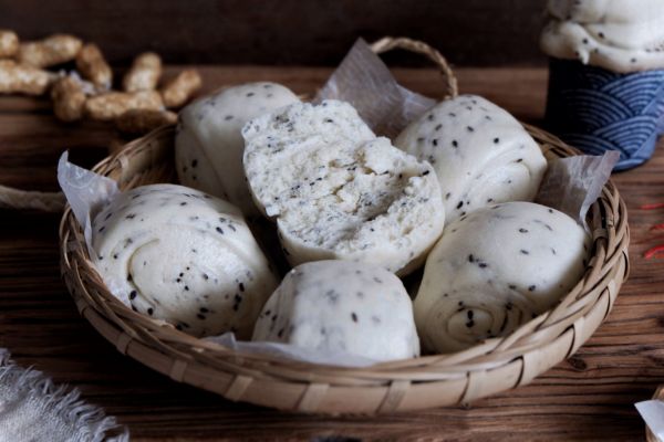 黑芝麻刀切馒头