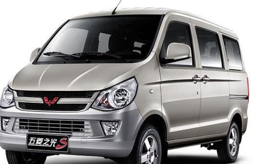五菱之光和五菱宏光和五菱荣光有什么区别