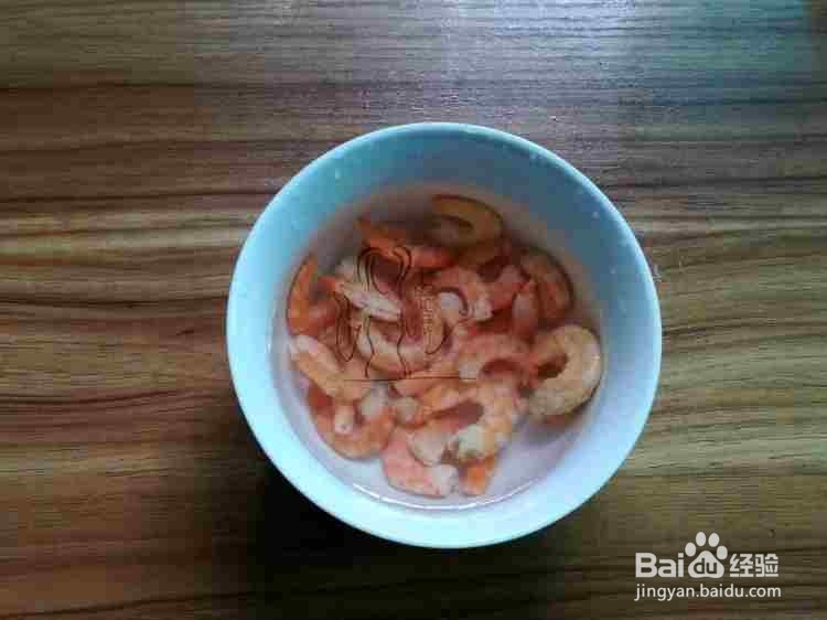 香菇虾米焖鱼丸做法步骤，香菇虾米焖鱼丸怎么做