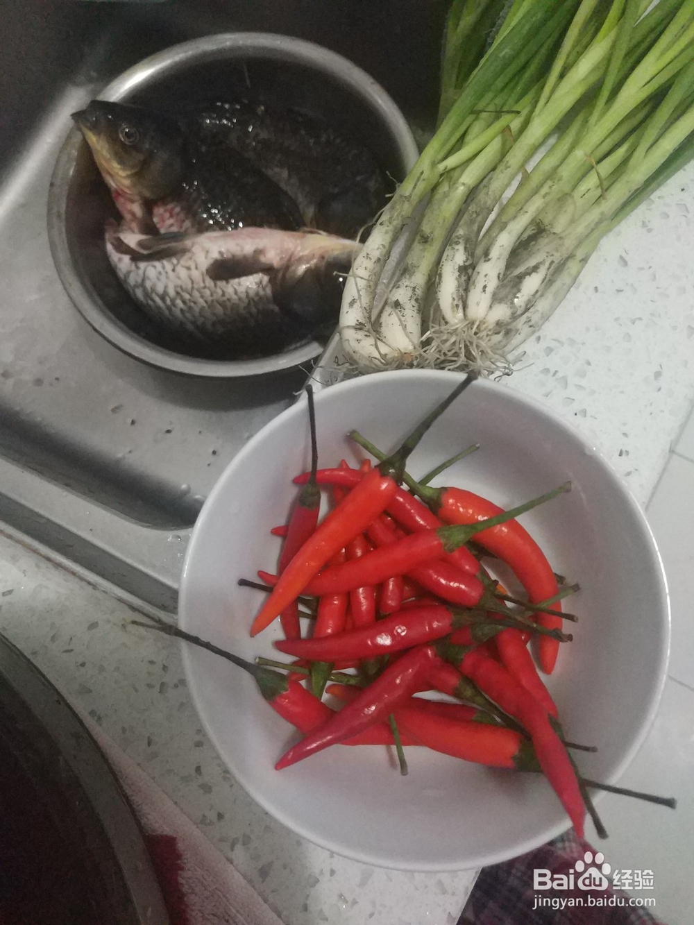 如何红烧家常鲫鱼!