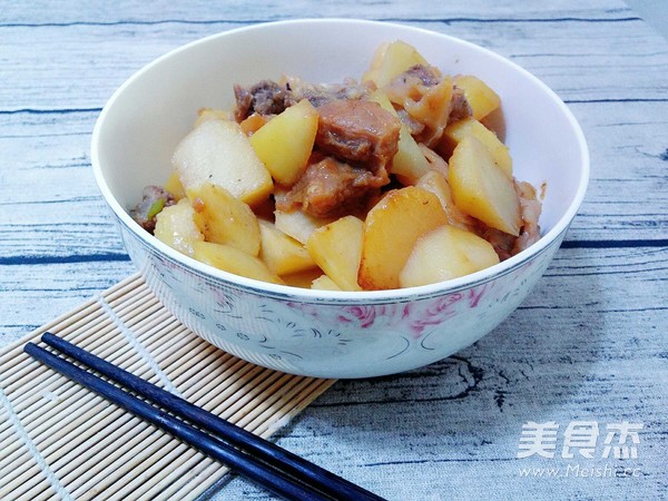 土豆炖牛肉的做法