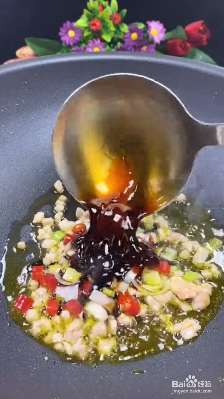 超级下饭的蒜台炒鸡蛋要怎样做