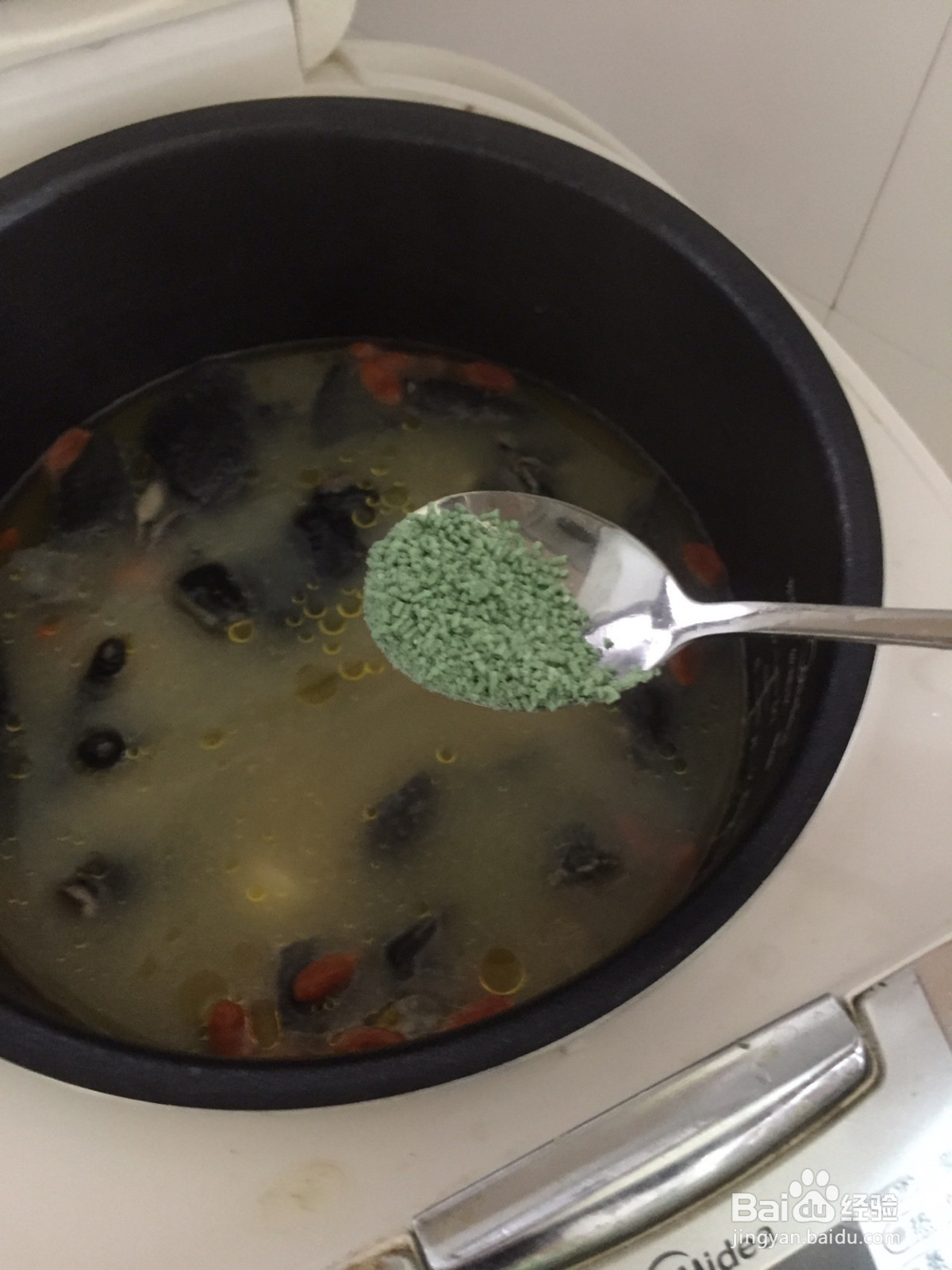 山药乌鸡汤的做法