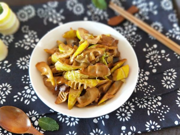 油焖春笋（笋人的那些笋事儿系列）