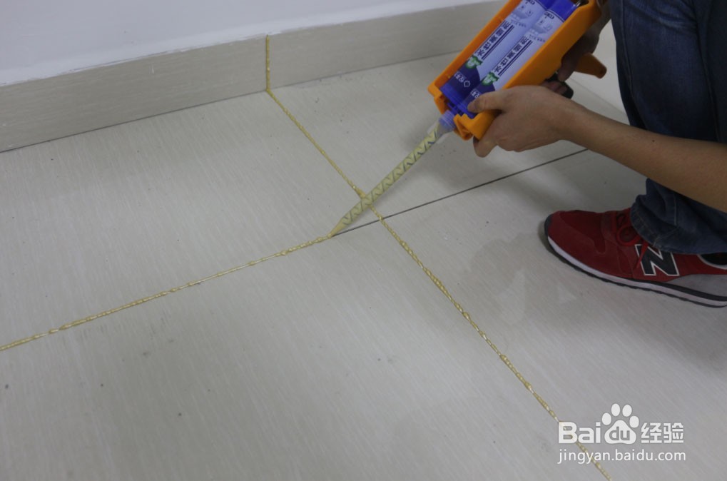 美缝一年脏了咋处理