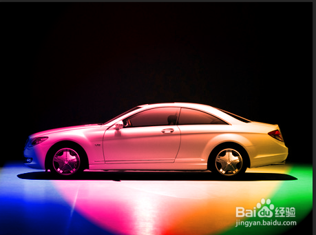 如何在PS中制作舞台灯光效果?